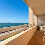 Les Flots By Interhome דירה סנרי-סור-מר