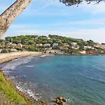 Les Flots By Interhome סנרי-סור-מר
