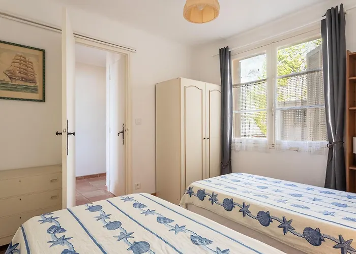Les Flots By Interhome