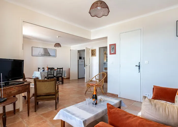 Les Flots By Interhome شقة
